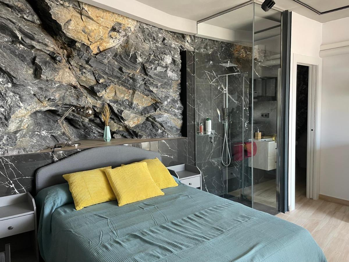Bed and Breakfast Victoria Loft Castell de Ferro Esterno foto