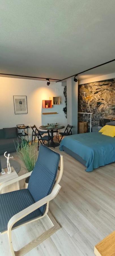 Bed and Breakfast Victoria Loft Castell de Ferro Esterno foto