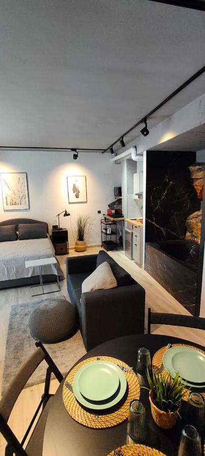 Bed and Breakfast Victoria Loft Castell de Ferro Esterno foto