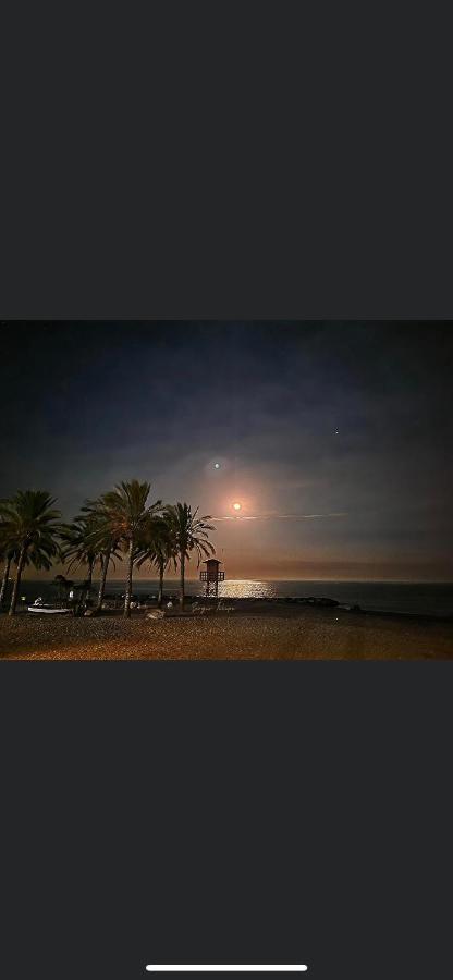 Bed and Breakfast Victoria Loft Castell de Ferro Esterno foto