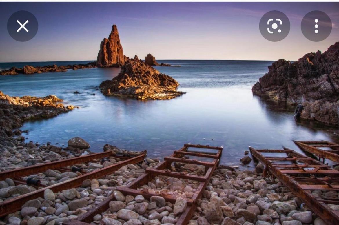 Bed and Breakfast Victoria Loft Castell de Ferro Esterno foto