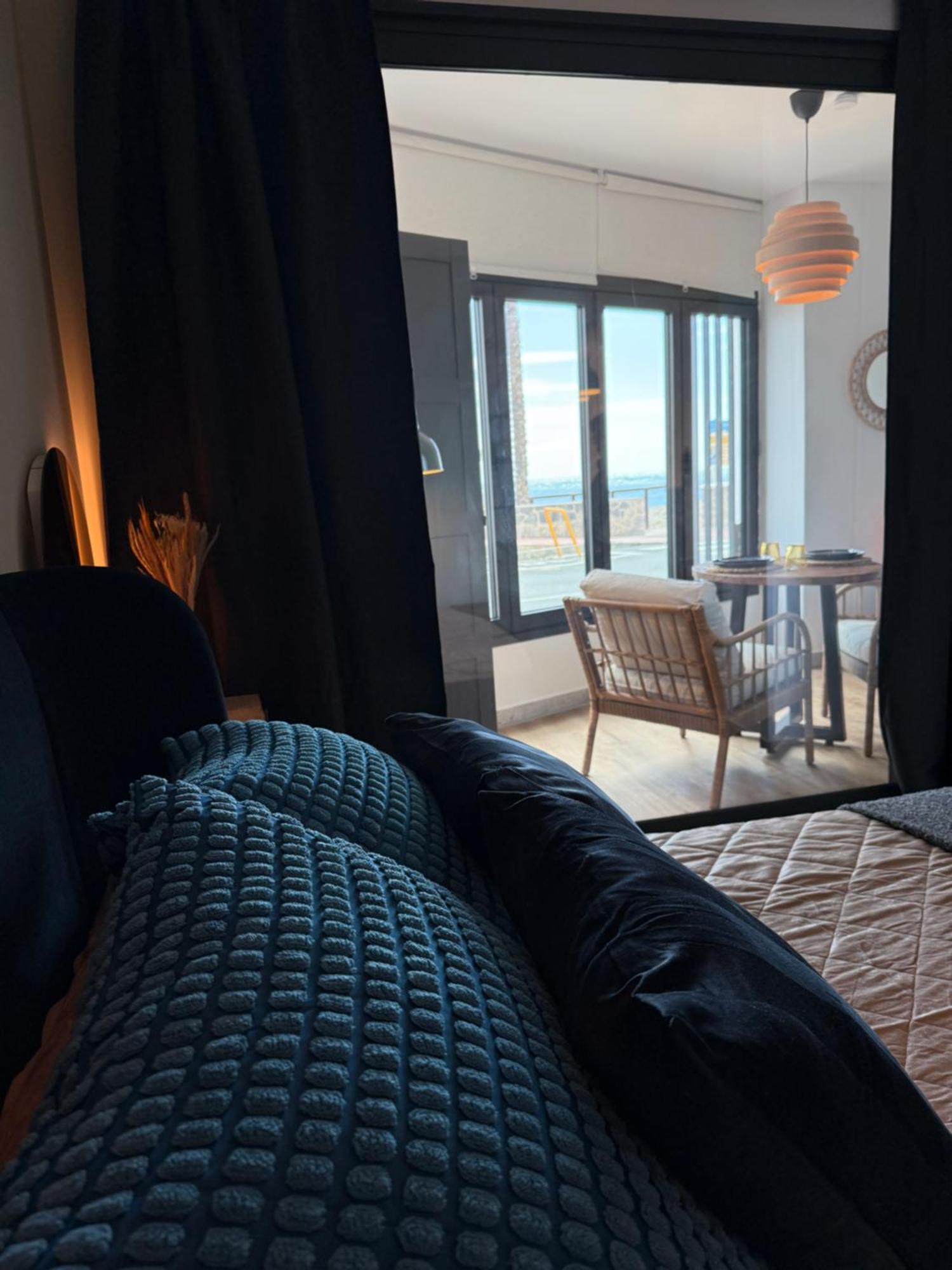 Bed and Breakfast Victoria Loft Castell de Ferro Esterno foto
