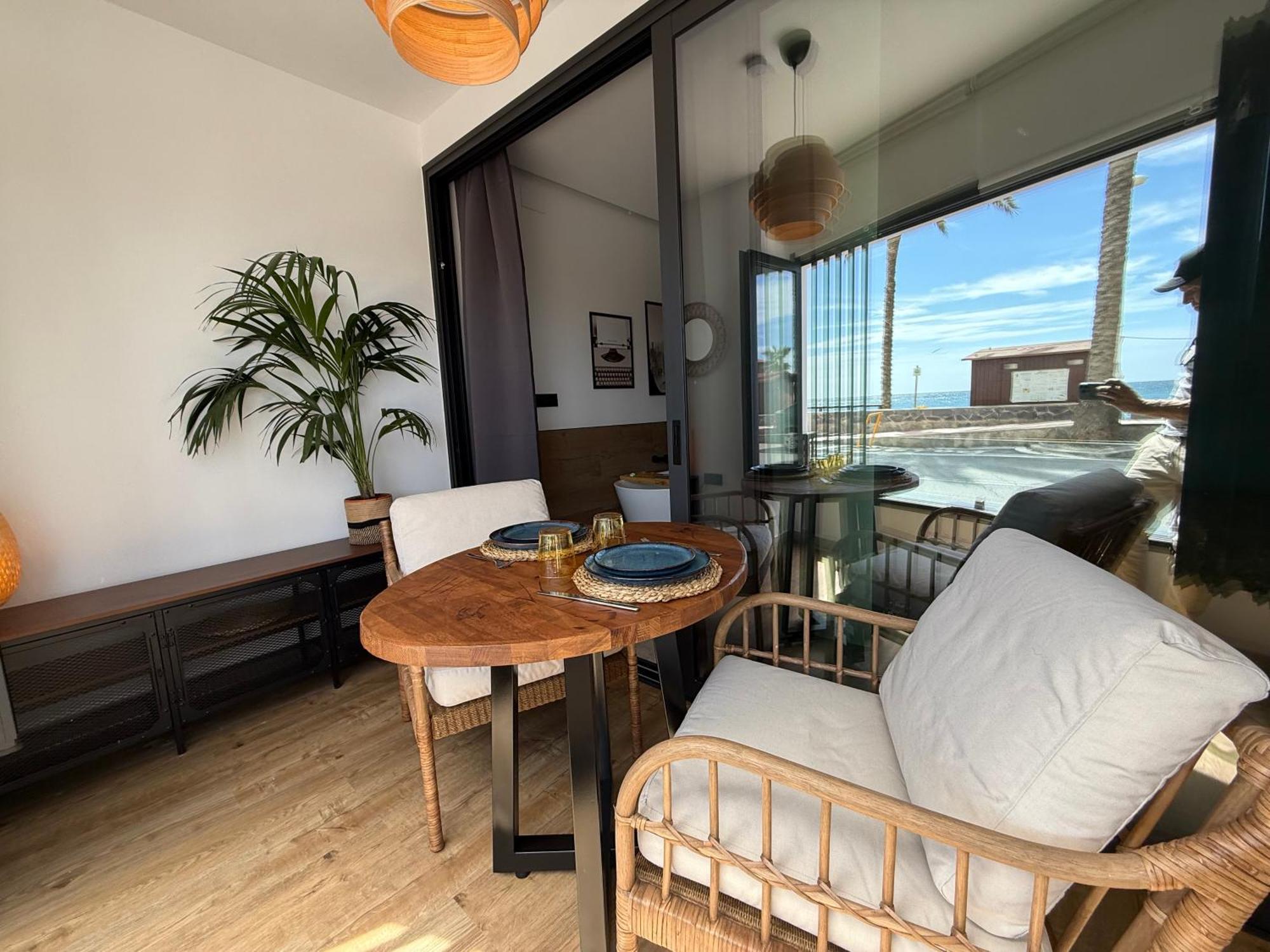 Bed and Breakfast Victoria Loft Castell de Ferro Esterno foto