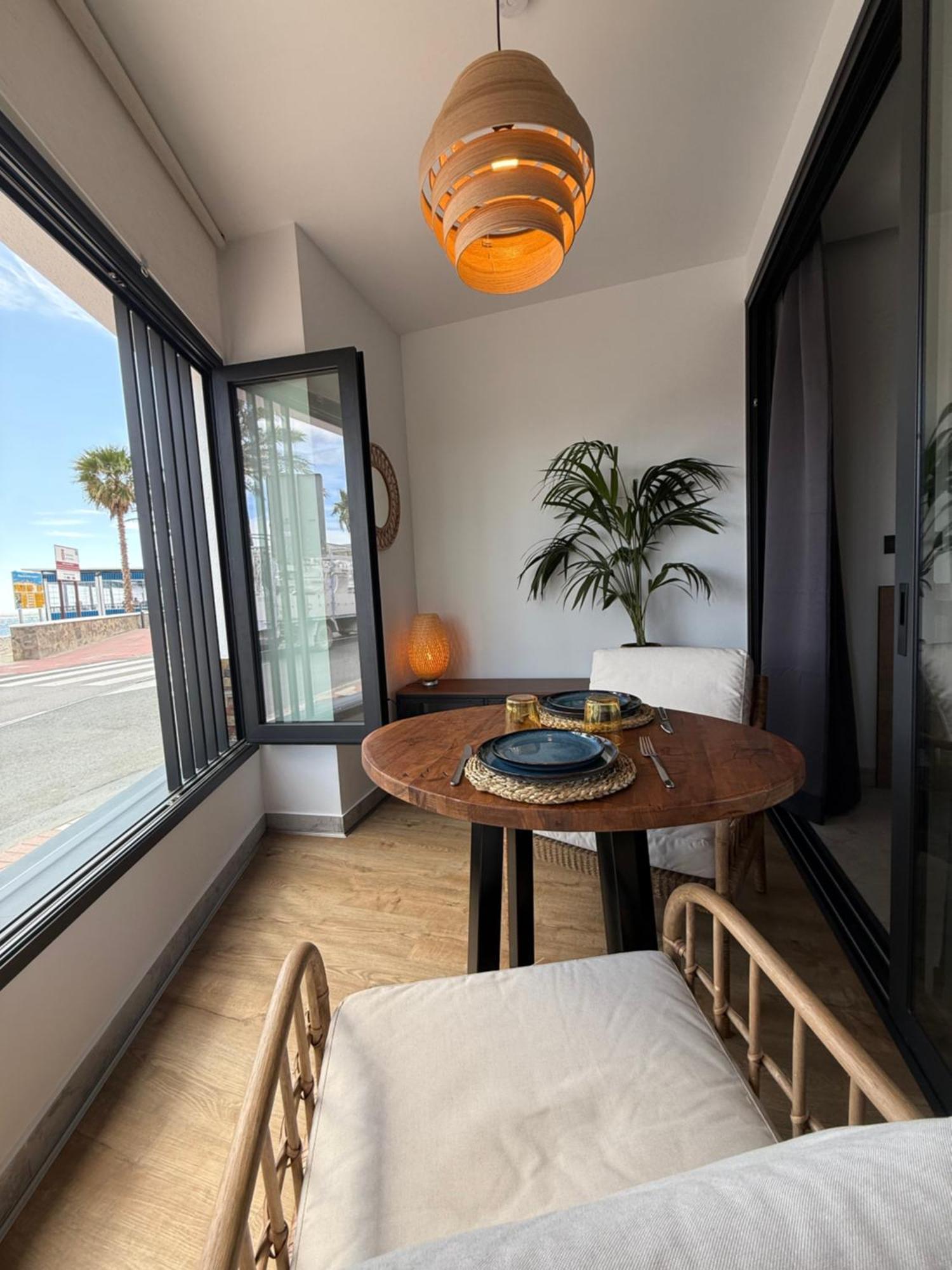 Bed and Breakfast Victoria Loft Castell de Ferro Esterno foto